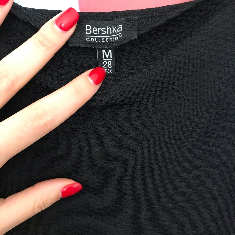 A little black dress - Picture 6 of 6